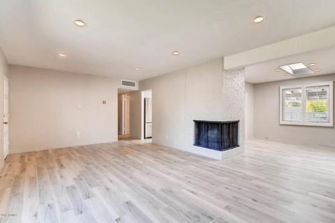 7040 N 14th Pl, Phoenix, AZ 85020 photo 4