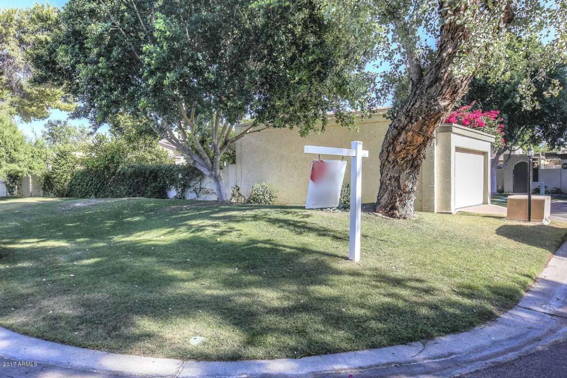 103 Echo Ln, Phoenix, AZ 85020 photo 3