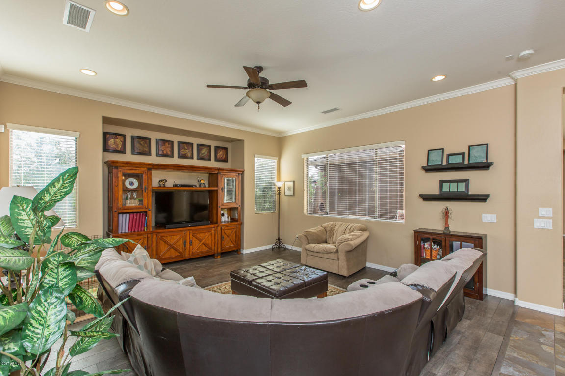 3026 E Trigger Way, Gilbert, AZ 85297 photo 7