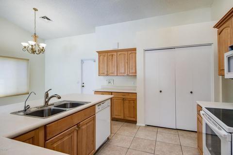 4023 E Kimberly Way, Phoenix, AZ 85050 photo 6