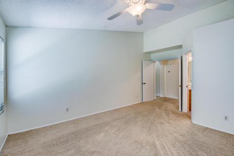 4023 E Kimberly Way, Phoenix, AZ 85050 photo 9