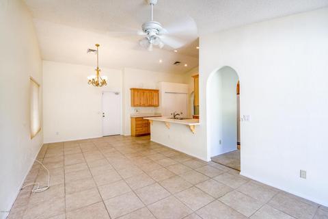 4023 E Kimberly Way, Phoenix, AZ 85050 photo 4