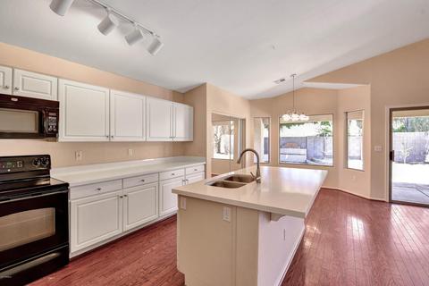554 W Desert Ave, Gilbert, AZ 85233 photo 3