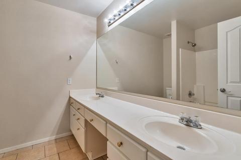 554 W Desert Ave, Gilbert, AZ 85233 photo 19