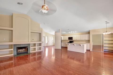 554 W Desert Ave, Gilbert, AZ 85233 photo 4