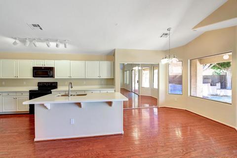 554 W Desert Ave, Gilbert, AZ 85233 photo 11