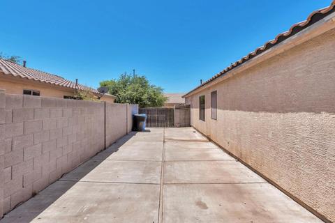 554 W Desert Ave, Gilbert, AZ 85233 photo 21