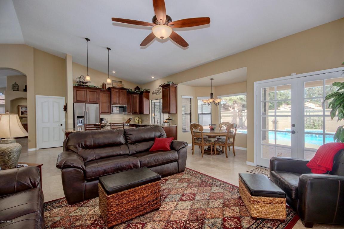 18 E Maria Ln, Tempe, AZ 85284 photo 17