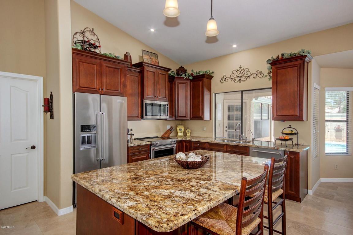 18 E Maria Ln, Tempe, AZ 85284 photo 3