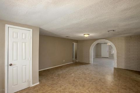 4420 S 8th Pl, Phoenix, AZ 85040 photo 9