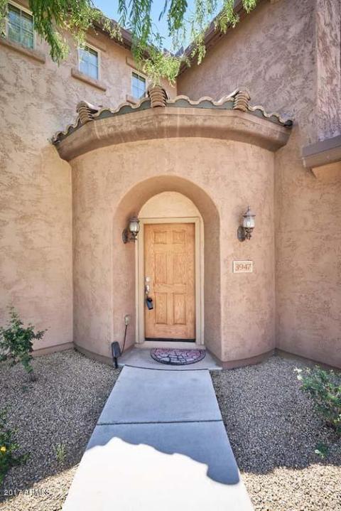 3947 E Cat Balue Dr, Phoenix, AZ 85050 photo 3