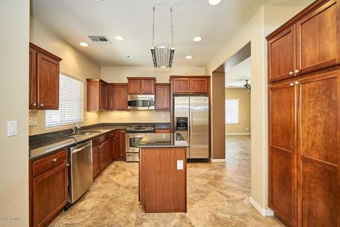 3947 E Cat Balue Dr, Phoenix, AZ 85050 photo 9