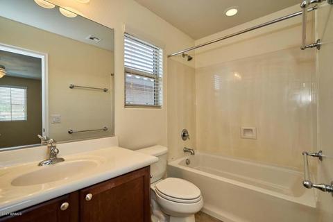 3947 E Cat Balue Dr, Phoenix, AZ 85050 photo 25