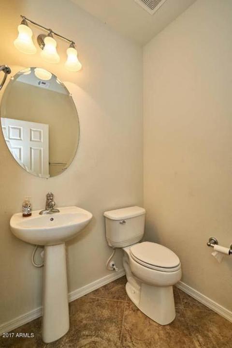 3947 E Cat Balue Dr, Phoenix, AZ 85050 photo 8
