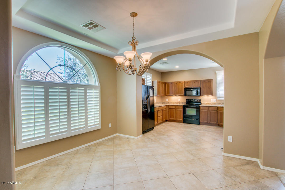 1141 S Wade Dr, Gilbert, AZ 85296 photo 9