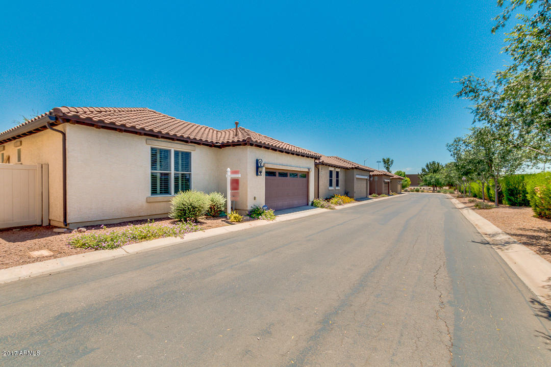 1141 S Wade Dr, Gilbert, AZ 85296 photo 44
