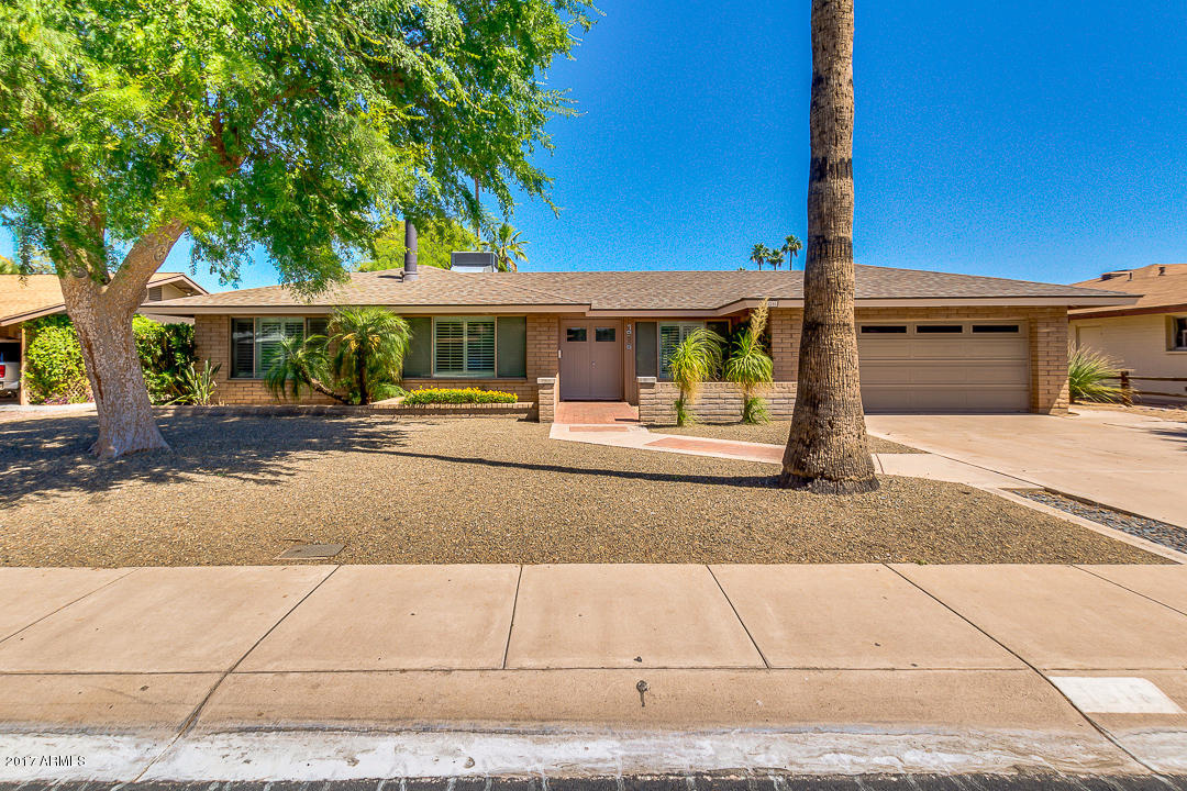 1916 E Laguna Dr, Tempe, AZ 85282 photo 1