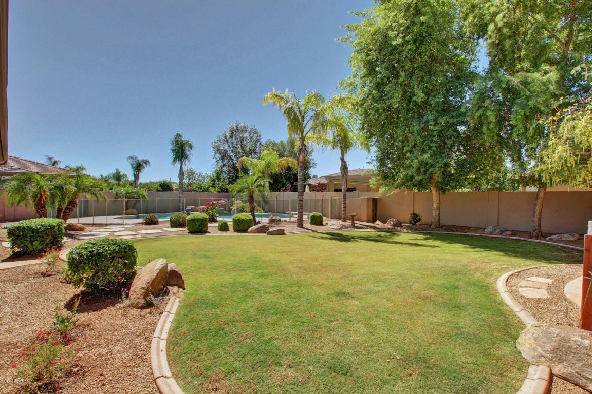 689 E Bridle Way, Gilbert, AZ 85295 photo 32