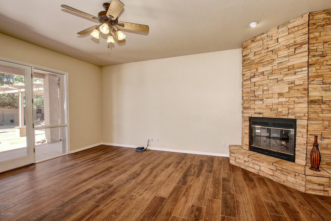 689 E Bridle Way, Gilbert, AZ 85295 photo 15