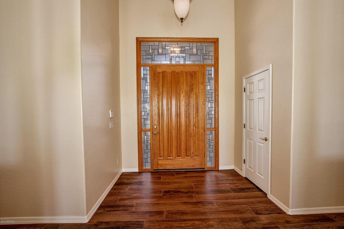 689 E Bridle Way, Gilbert, AZ 85295 photo 5
