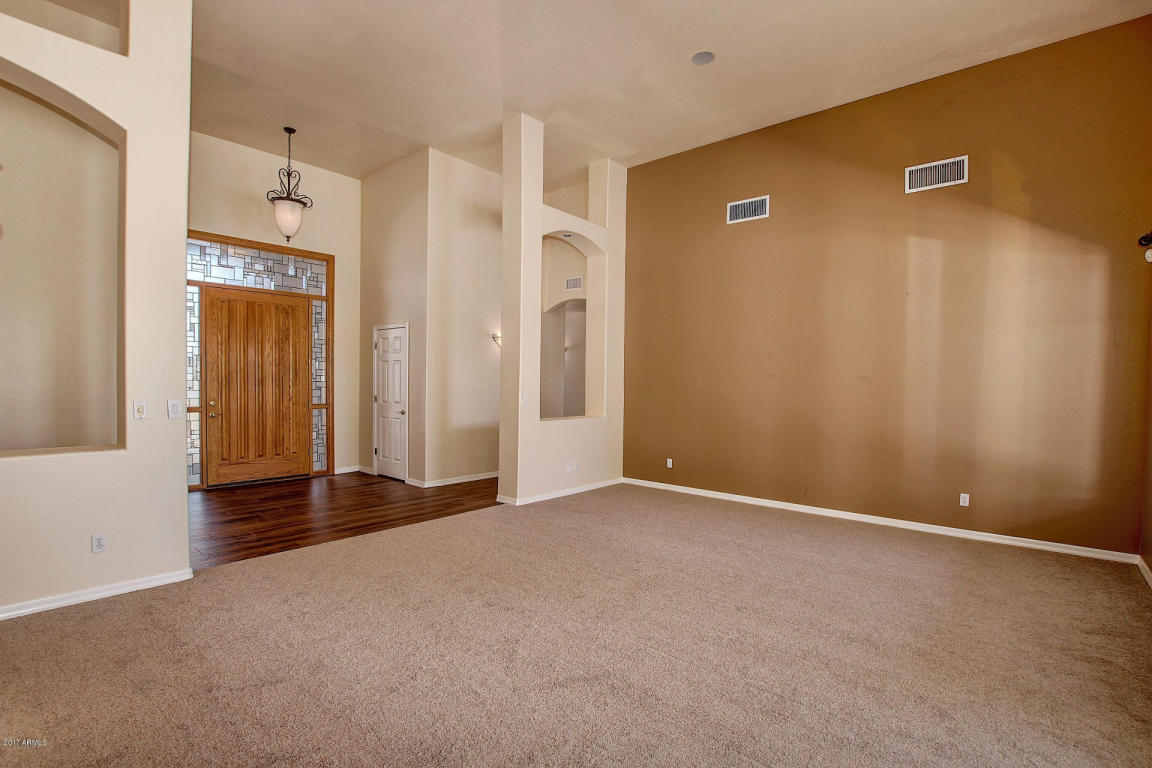 689 E Bridle Way, Gilbert, AZ 85295 photo 9
