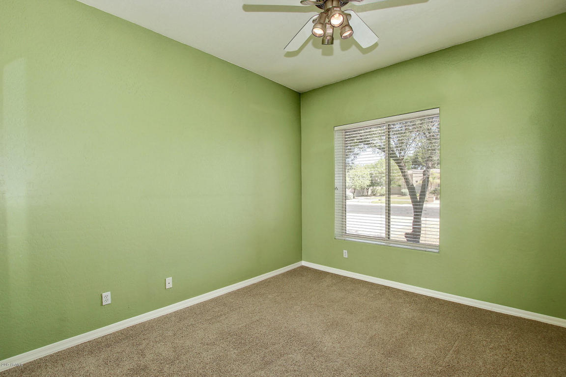 689 E Bridle Way, Gilbert, AZ 85295 photo 18