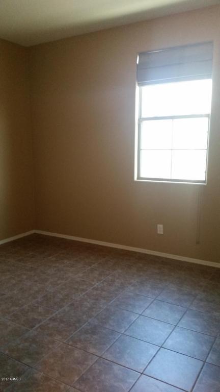 3068 E Dunbar Dr, Phoenix, AZ 85042 photo 10