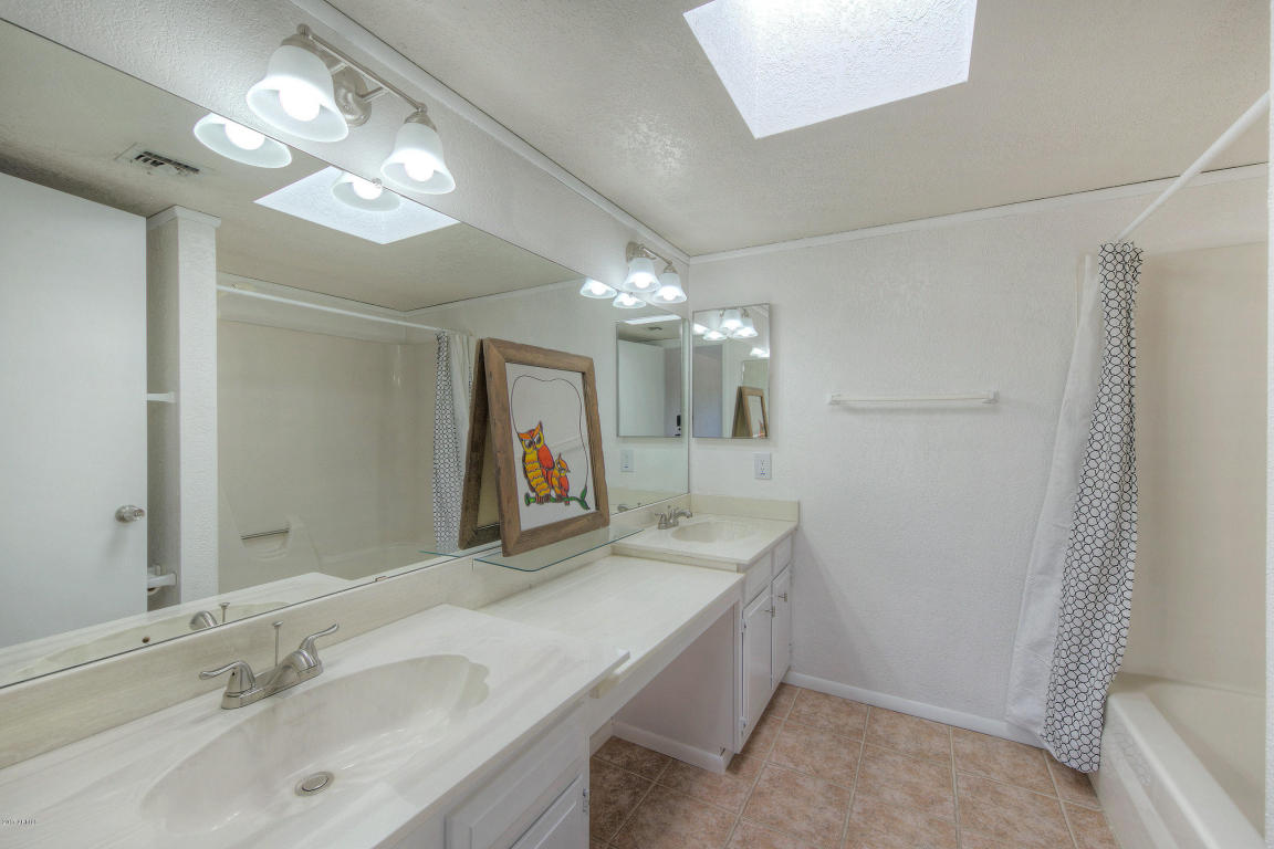 4111 E Charter Oak Rd, Phoenix, AZ 85032 photo 15