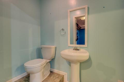 334 E Rose Ln, Phoenix, AZ 85012 photo 47