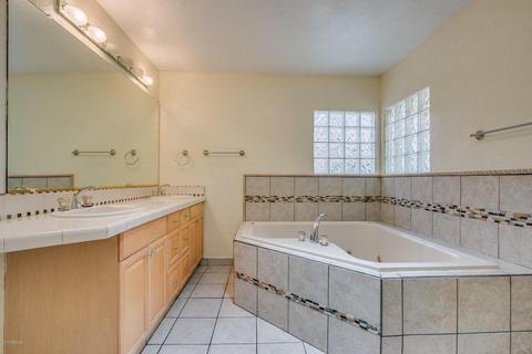 334 E Rose Ln, Phoenix, AZ 85012 photo 40