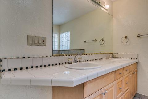 334 E Rose Ln, Phoenix, AZ 85012 photo 38
