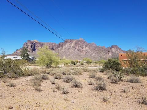 5077 E Forest St, Apache Junction, AZ 85119 photo 2
