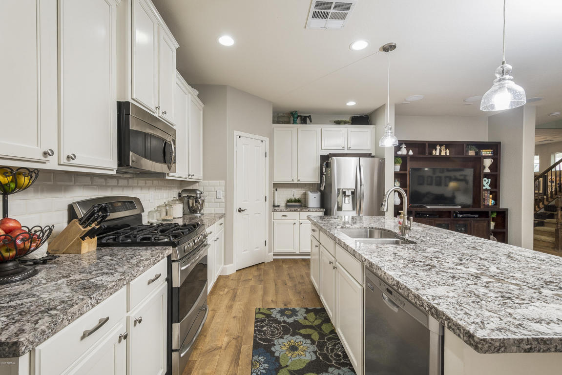 3441 E Robin Ln, Gilbert, AZ 85296 photo 5