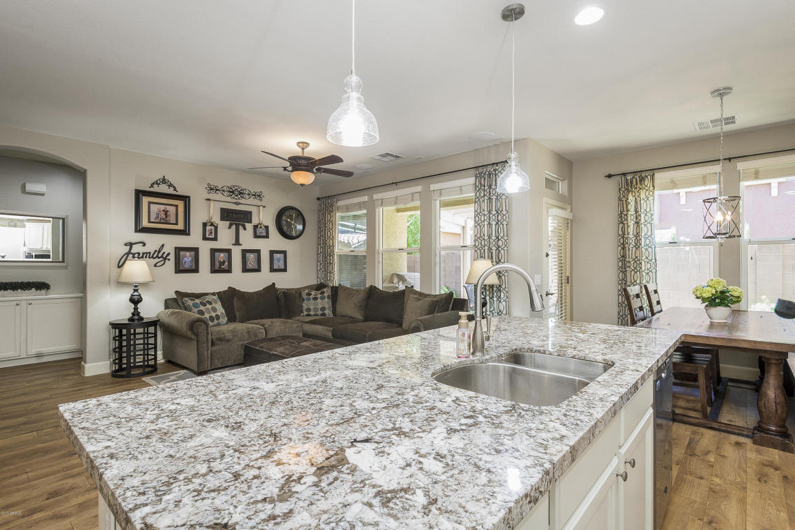 3441 E Robin Ln, Gilbert, AZ 85296 photo 7