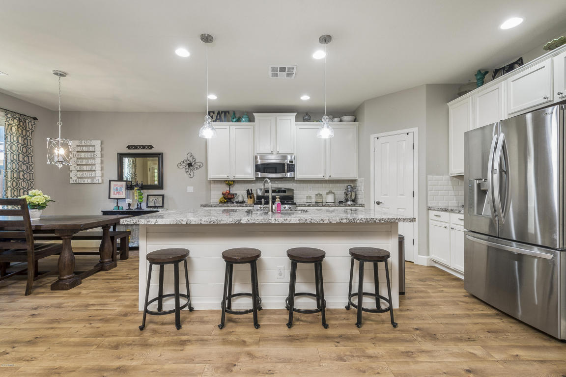 3441 E Robin Ln, Gilbert, AZ 85296 photo 4
