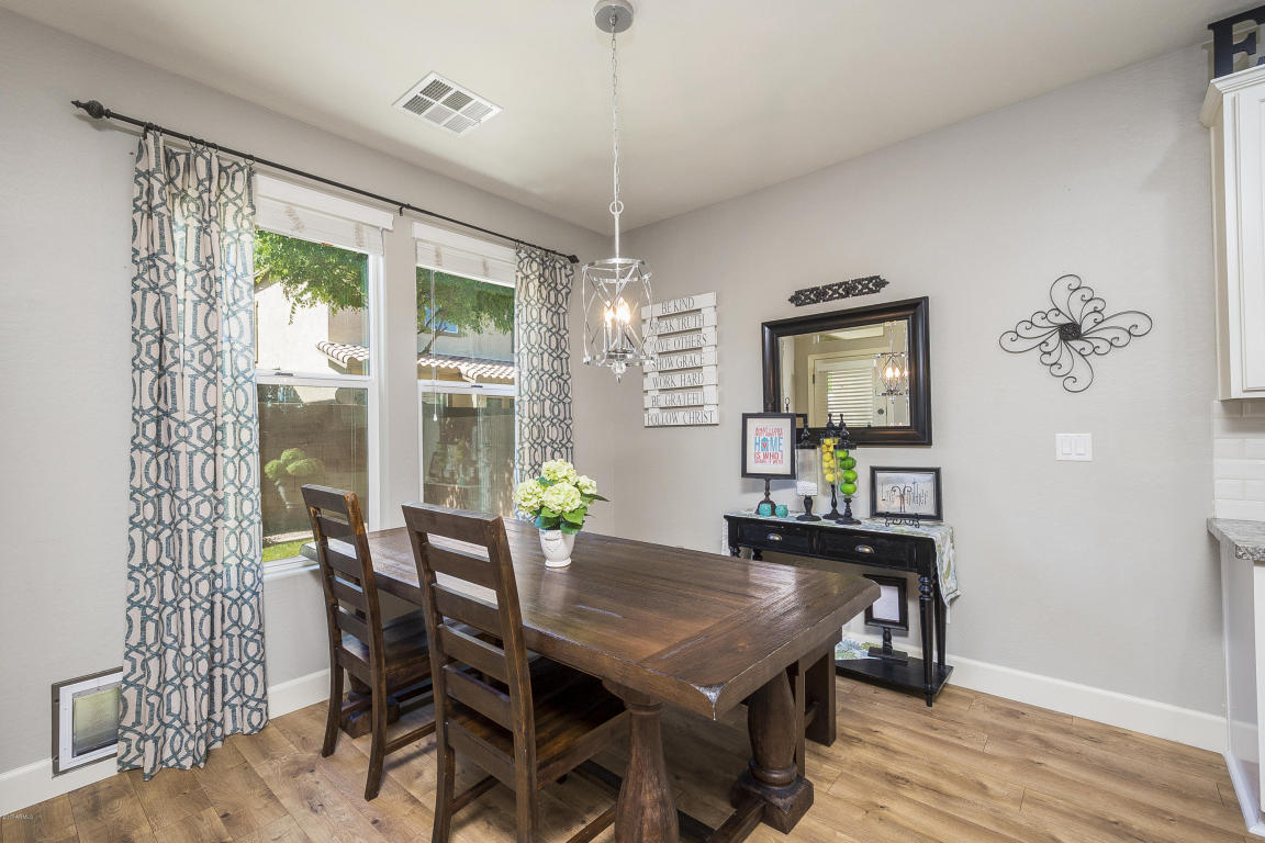 3441 E Robin Ln, Gilbert, AZ 85296 photo 8