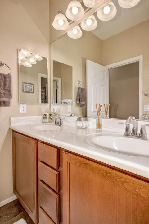 3011 E Tiffany Way, Gilbert, AZ 85298 photo 10
