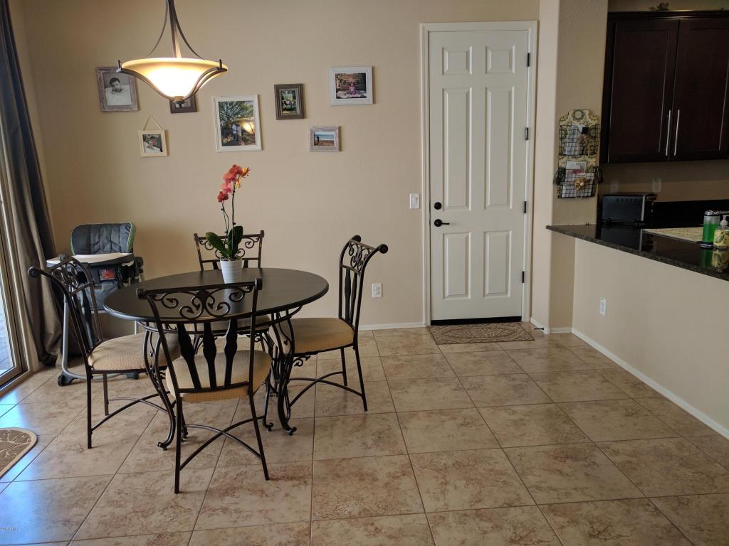 3615 E Larson Ln, Gilbert, AZ 85295 photo 4