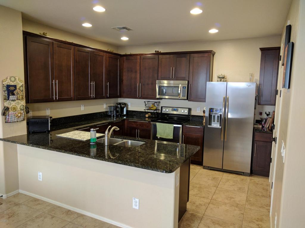 3615 E Larson Ln, Gilbert, AZ 85295 photo 3