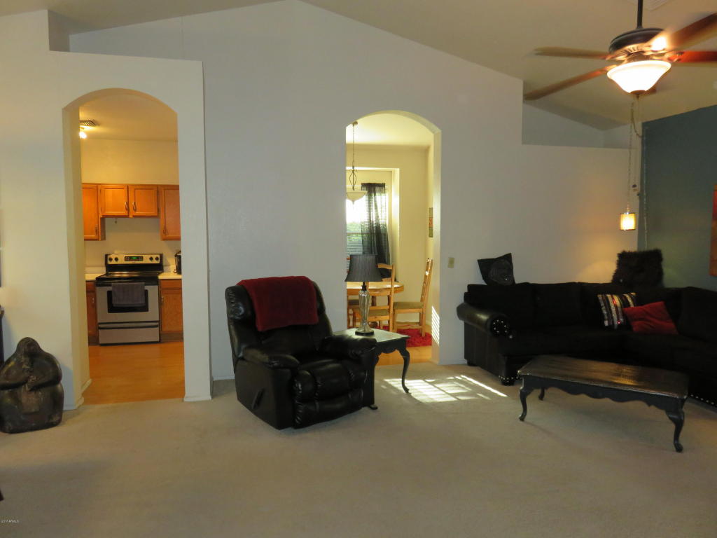 823 E Cullumber St, Gilbert, AZ 85234 photo 6