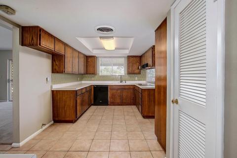 445 E Draper St, Mesa, AZ 85203 photo 9