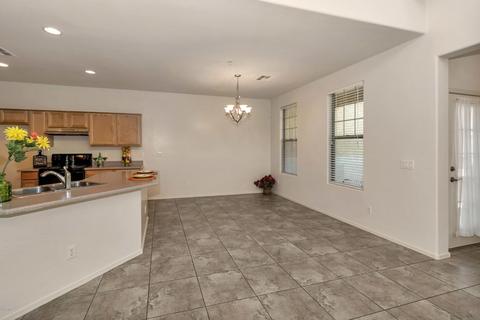 3342 E Orchid Ln, Gilbert, AZ 85296 photo 2