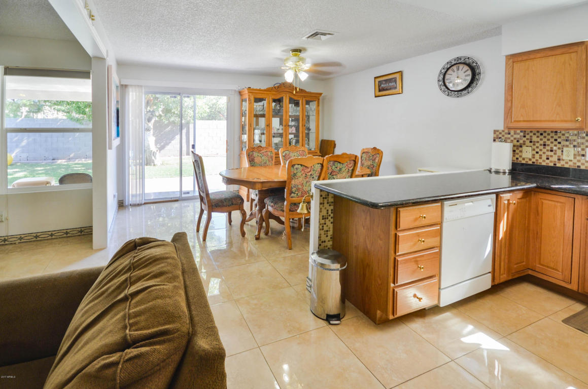 4045 E Maldonado Dr, Phoenix, AZ 85042 photo 8