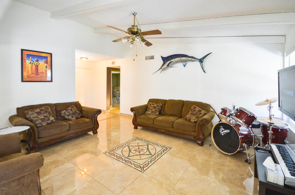 4045 E Maldonado Dr, Phoenix, AZ 85042 photo 4