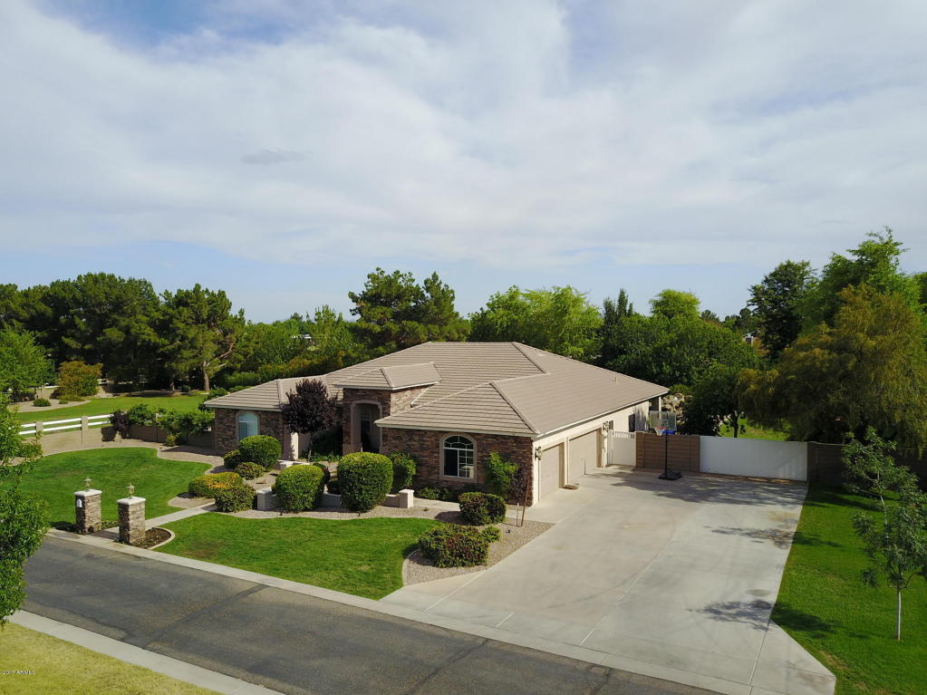 1741 S 142nd St, Gilbert, AZ 85295 photo 2