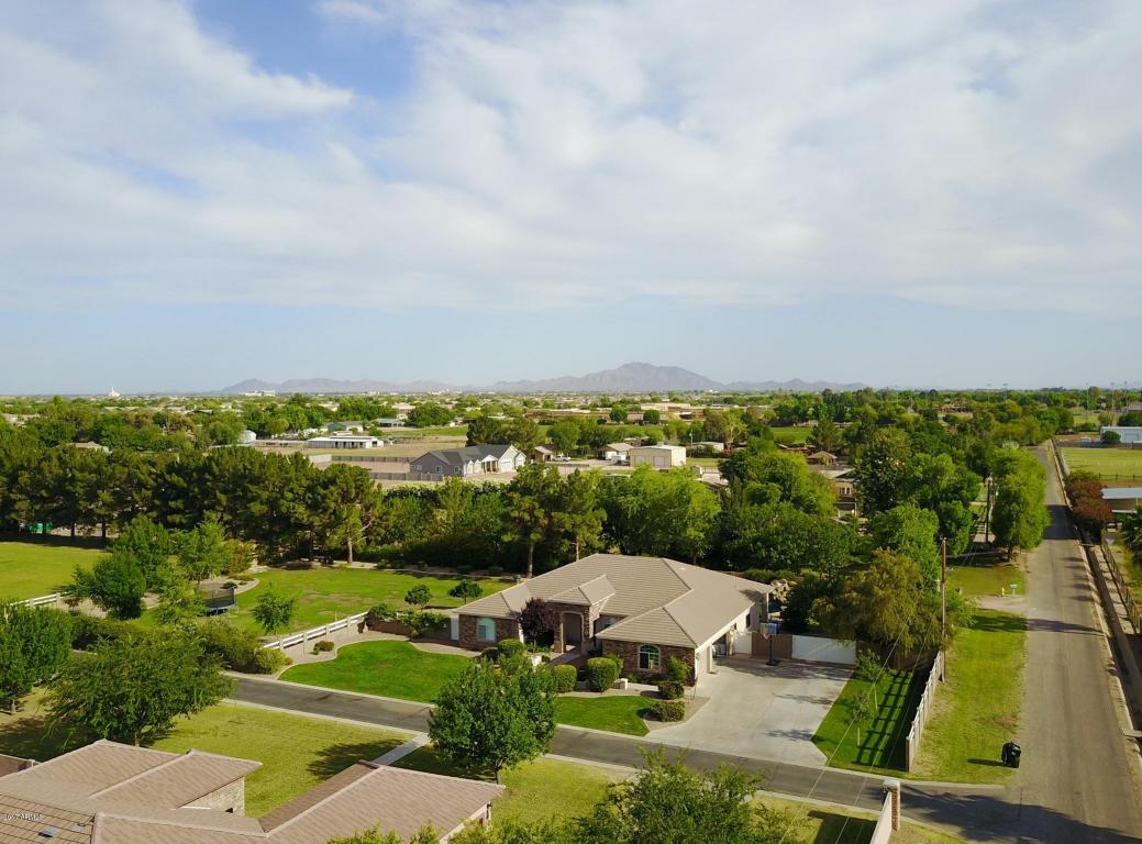 1741 S 142nd St, Gilbert, AZ 85295 photo 4