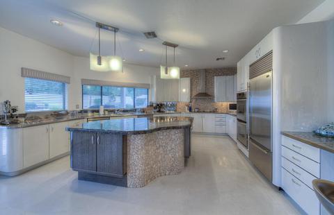 3539 E Dakota Ct, Phoenix, AZ 85044 photo 6
