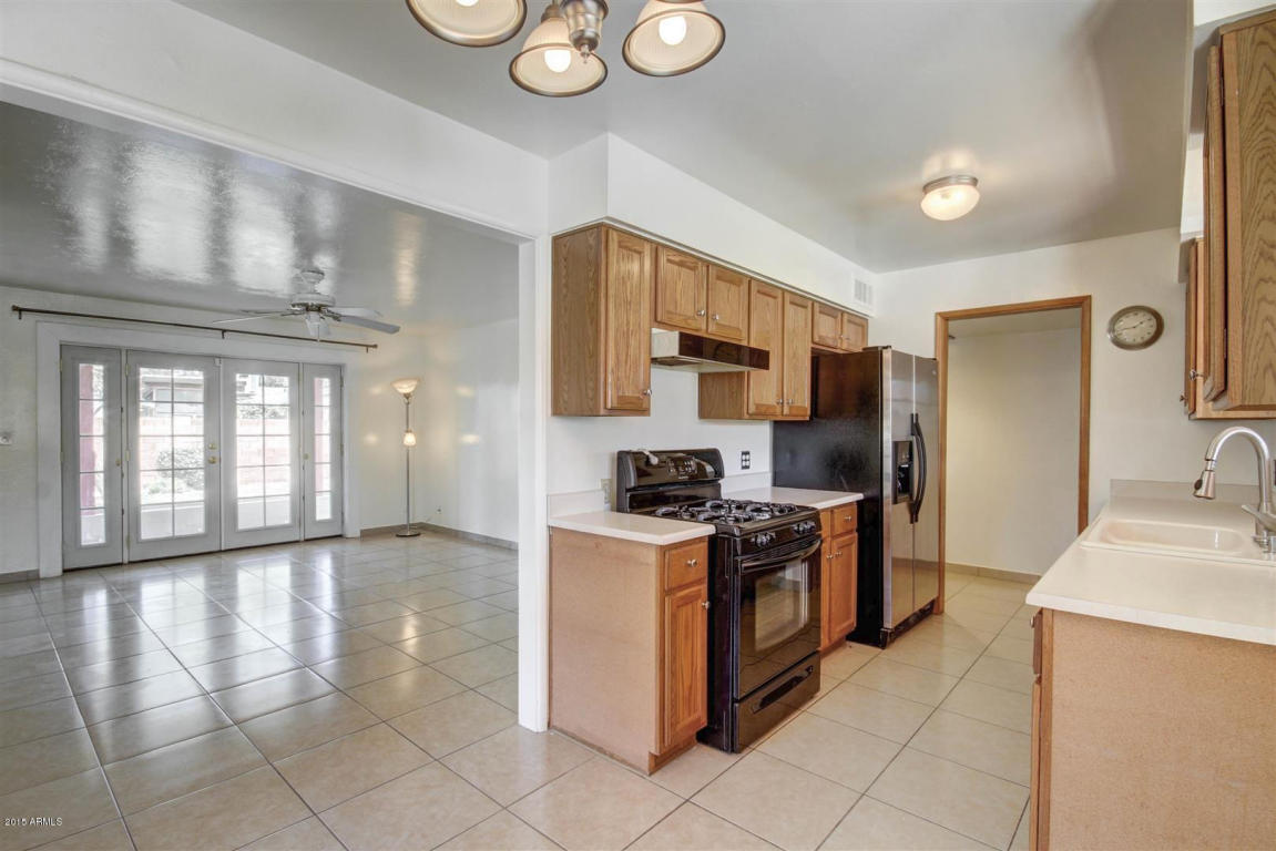 702 Encanto Dr, Tempe, AZ 85281 photo 4