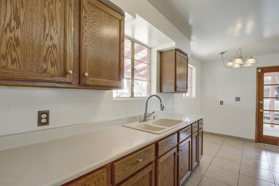 702 Encanto Dr, Tempe, AZ 85281 photo 8