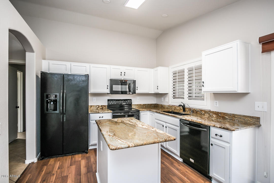 8618 E Natal Ave, Mesa, AZ 85209 photo 2
